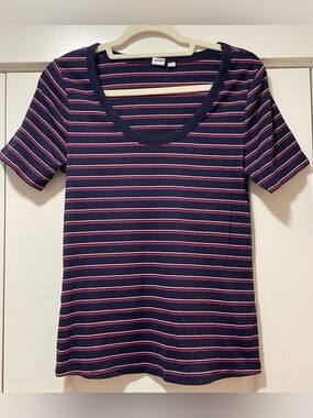 GAP Navy, Red Stripe Ribbed Short Sleeve Tee